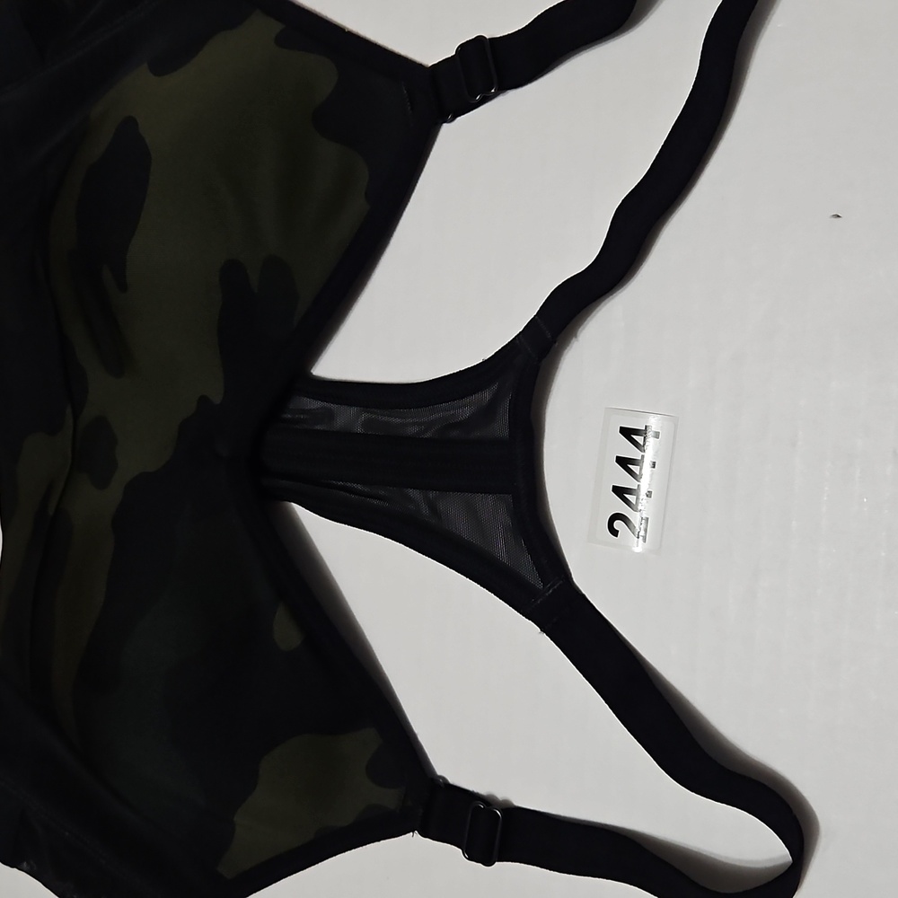 All In Motion Camo Print Sports Bra Size S - Picture 7 of 7